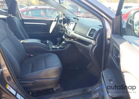 2015 Toyota Highlander Le V6 from USA, damaged, VIN 5TDBKRFH6FS142590